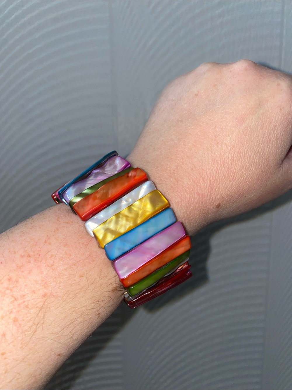Multicolor Resin Shell Stretch Bracelet